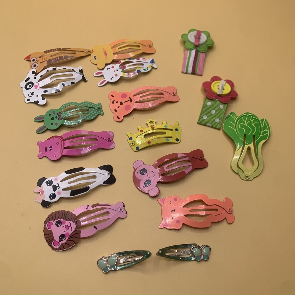 17 Piece Animal Enameled Metal Bendable Girls Hair Clips Lot + Vintage Butterfly